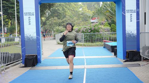 Race photo from KEMLU RUN 2025