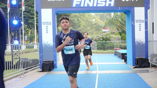 Race photo from KEMLU RUN 2025