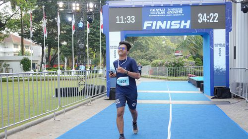 Race photo from KEMLU RUN 2025