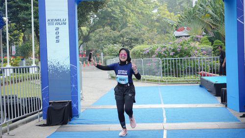 Race photo from KEMLU RUN 2025