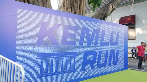 Race photo from KEMLU RUN 2025