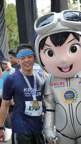 Race photo from KEMLU RUN 2025