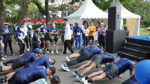 Race photo from KEMLU RUN 2025