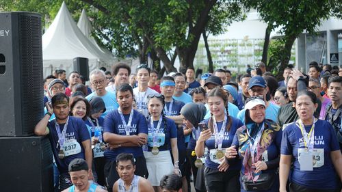 Race photo from KEMLU RUN 2025