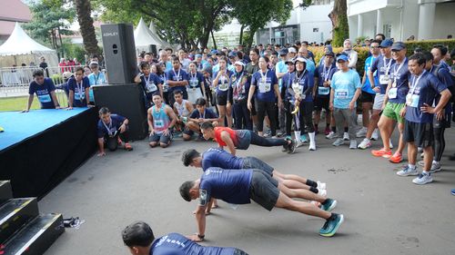 Race photo from KEMLU RUN 2025