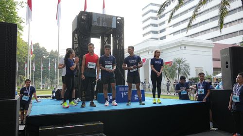 Race photo from KEMLU RUN 2025