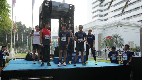 Race photo from KEMLU RUN 2025