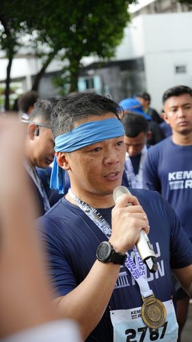 Race photo from KEMLU RUN 2025