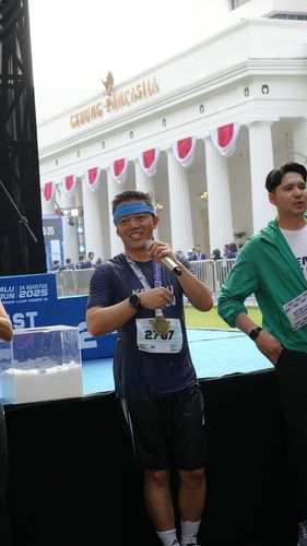 Race photo from KEMLU RUN 2025