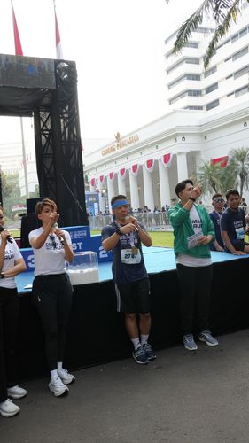 Race photo from KEMLU RUN 2025