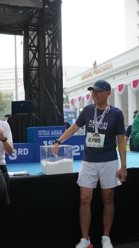 Race photo from KEMLU RUN 2025