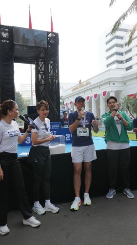 Race photo from KEMLU RUN 2025