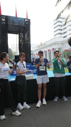 Race photo from KEMLU RUN 2025