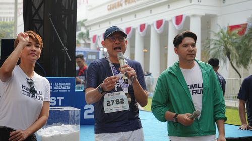Race photo from KEMLU RUN 2025