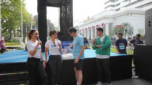 Race photo from KEMLU RUN 2025