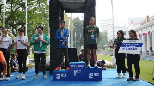 Race photo from KEMLU RUN 2025