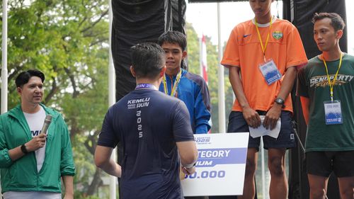 Race photo from KEMLU RUN 2025