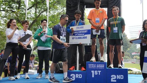 Race photo from KEMLU RUN 2025