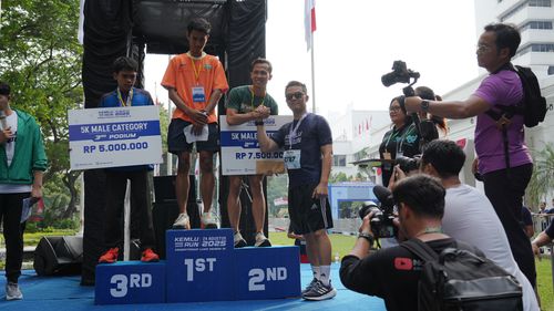 Race photo from KEMLU RUN 2025