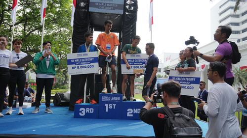 Race photo from KEMLU RUN 2025