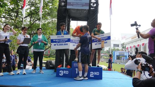 Race photo from KEMLU RUN 2025