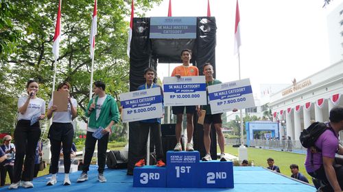 Race photo from KEMLU RUN 2025