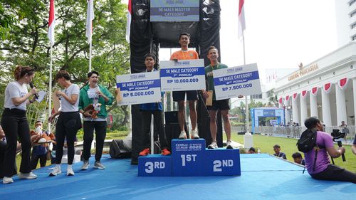 Race photo from KEMLU RUN 2025