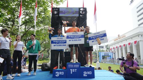 Race photo from KEMLU RUN 2025