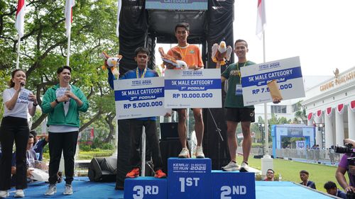 Race photo from KEMLU RUN 2025