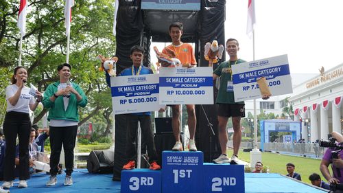 Race photo from KEMLU RUN 2025