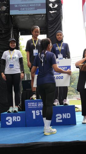 Race photo from KEMLU RUN 2025