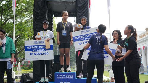 Race photo from KEMLU RUN 2025
