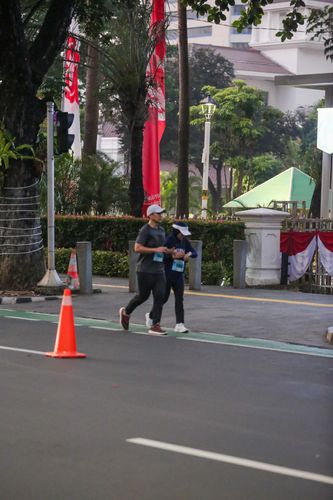 Race photo from KEMLU RUN 2025