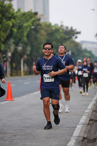 Race photo from KEMLU RUN 2025