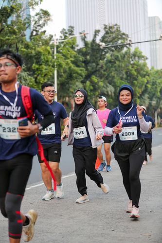 Race photo from KEMLU RUN 2025