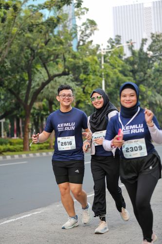 Race photo from KEMLU RUN 2025
