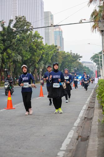Race photo from KEMLU RUN 2025