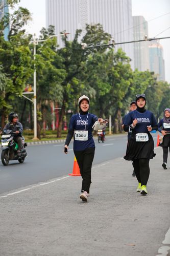 Race photo from KEMLU RUN 2025