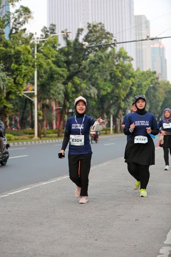 Race photo from KEMLU RUN 2025