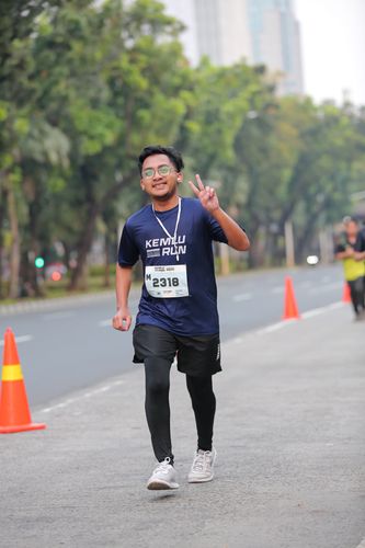Race photo from KEMLU RUN 2025