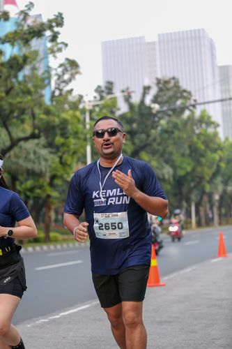 Race photo from KEMLU RUN 2025