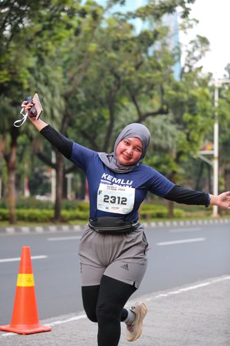 Race photo from KEMLU RUN 2025