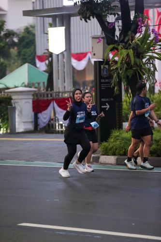 Race photo from KEMLU RUN 2025