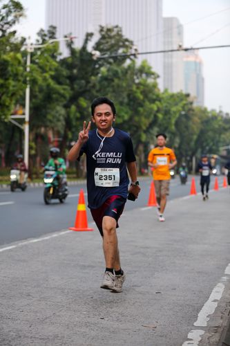 Race photo from KEMLU RUN 2025