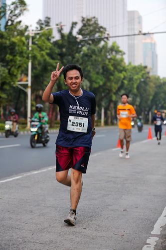 Race photo from KEMLU RUN 2025