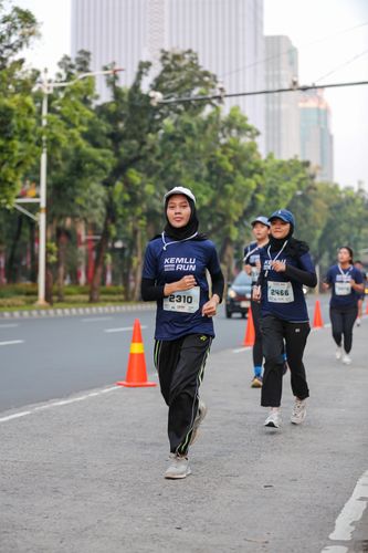 Race photo from KEMLU RUN 2025