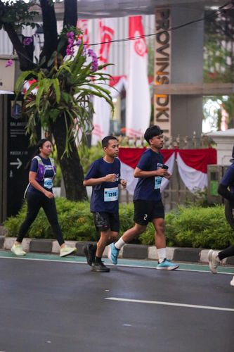 Race photo from KEMLU RUN 2025
