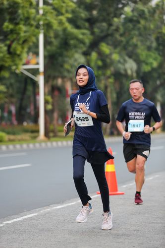 Race photo from KEMLU RUN 2025