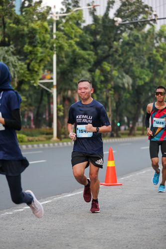 Race photo from KEMLU RUN 2025