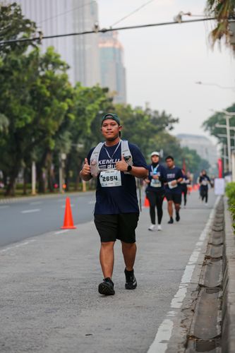 Race photo from KEMLU RUN 2025